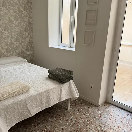 Pisito En San Anton Appartement *